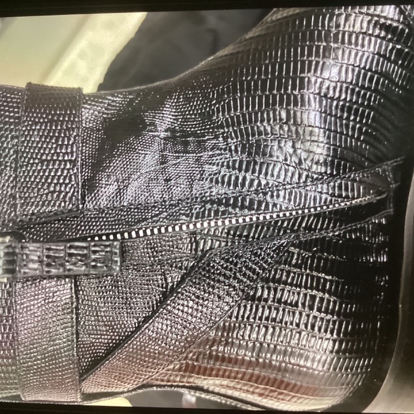 Givenchy lock ankle boot - Picture 6 of 8